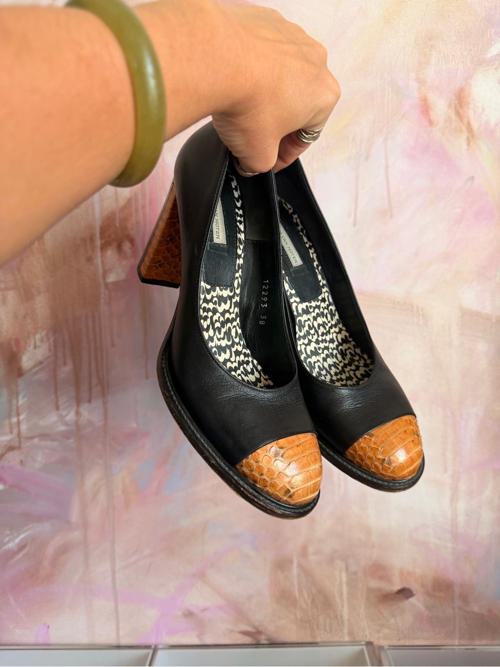 Dries Van Noten Black Leather Pumps with Brown Croc Cap Toe